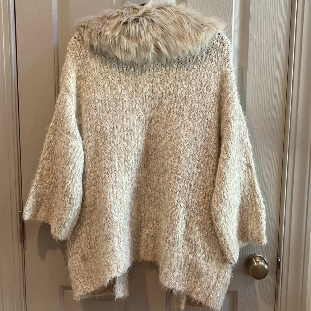 EUC Anthropologie Sleeping on Snow Knit Cardigan with Faux Fur - Picture 8 of 8